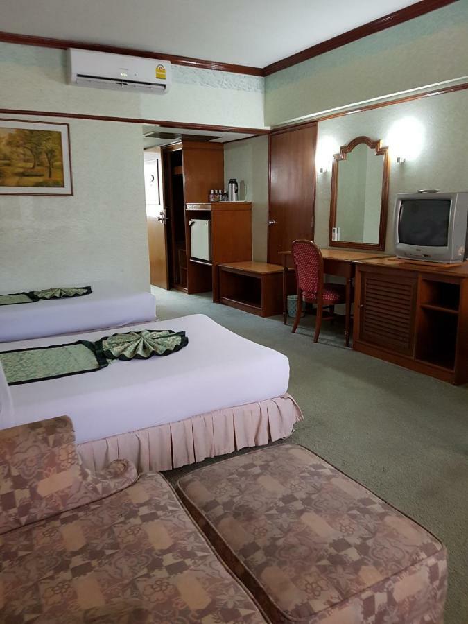 The Park Hotel Sukhumvit 7 Bangkok Dış mekan fotoğraf