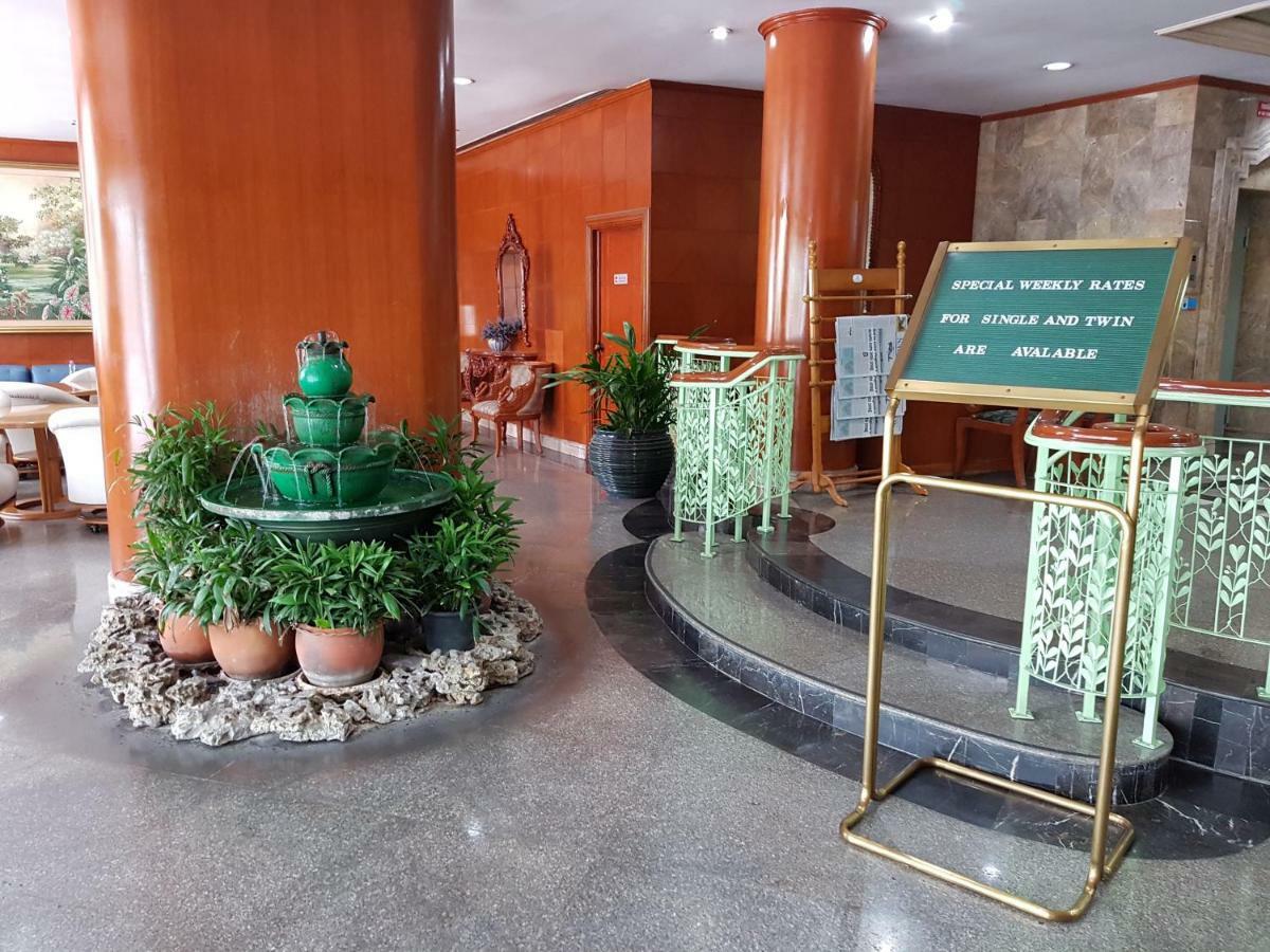 The Park Hotel Sukhumvit 7 Bangkok Dış mekan fotoğraf