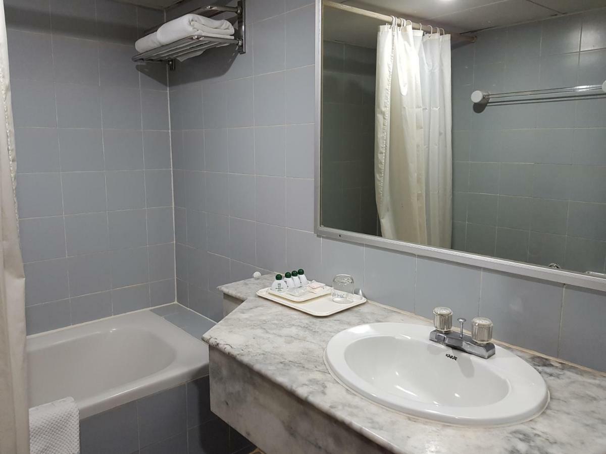The Park Hotel Sukhumvit 7 Bangkok Dış mekan fotoğraf
